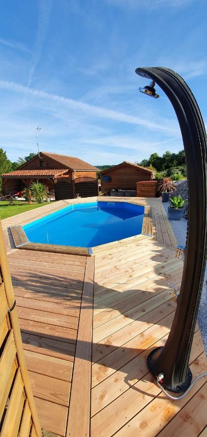 Chalet Charmant A Dausse Avec Piscine Et Jardin Luaran gambar